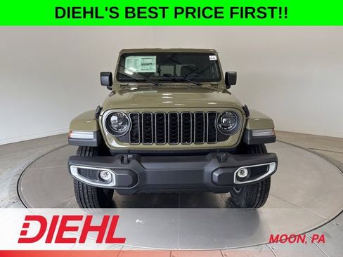 New 2026 Jeep Gladiator Sport AWD/4WD image 2
