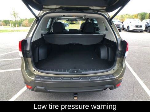 Used 2023 Subaru Forester Premium image 24