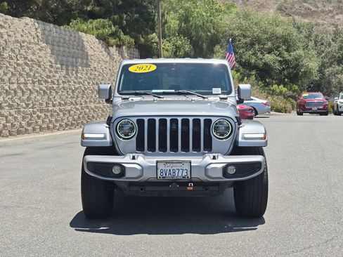 Used 2021 Jeep Wrangler Unlimited Sahara AWD/4WD image 8