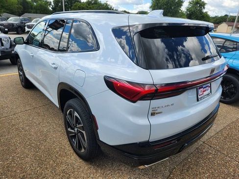 New 2026 Buick Enclave Sport Touring w/ Power Package AWD/4WD image 3