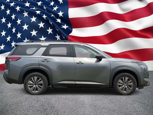 Used 2024 Nissan Pathfinder SV AWD/4WD image 30