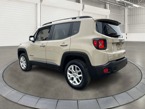 Used 2016 Jeep Renegade Latitude w/ Safety & Security Group image 5