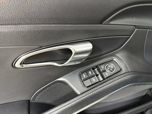 Certified 2014 Porsche 911 Carrera RWD image 31