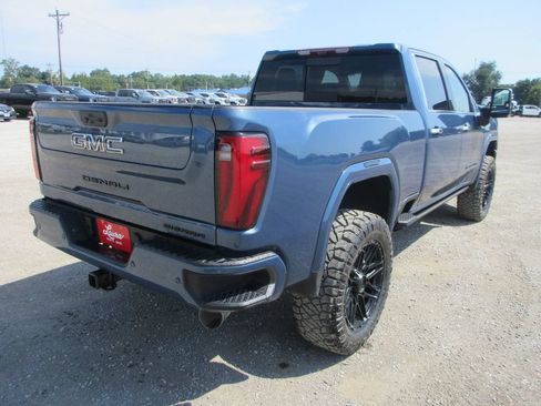 New 2026 GMC Sierra 2500 Denali Ultimate AWD/4WD image 5