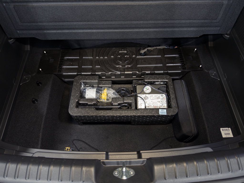 Used 2023 Kia Niro Wave FWD image 27