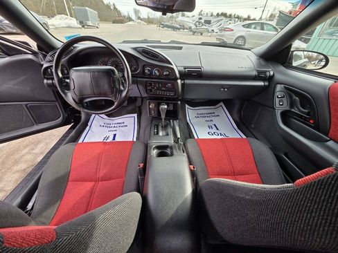 Used 1994 Chevrolet Camaro LT RWD image 15