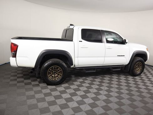 Used 2023 Toyota Tacoma 4x4 Double Cab image 4