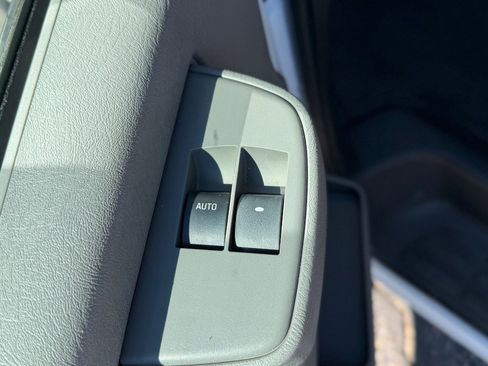 Used 2019 Chevrolet Express 3500 LT w/ LT Preferred Equipment Group RWD image 24
