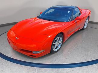 Used 2004 Chevrolet Corvette Coupe w/ Preferred Equipment Group RWD video 1