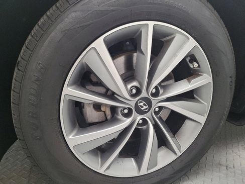 Used 2020 Hyundai Santa Fe SEL w/ Convenience Package image 31