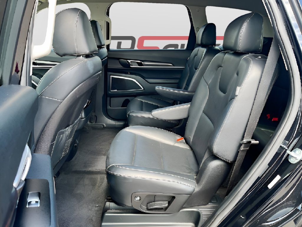Used 2025 Kia Telluride S AWD/4WD image 25