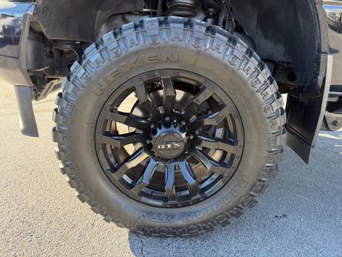 Used 2020 Ford F250 Platinum w/ FX4 Off-Road Package image 39