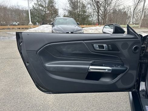 Used 2024 Ford Mustang Premium image 13