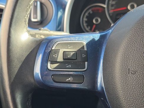 Used 2018 Volkswagen Beetle 2.0T SE image 19