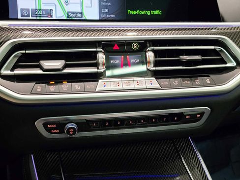 Used 2022 BMW X5 M50i w/ Executive Package image 15