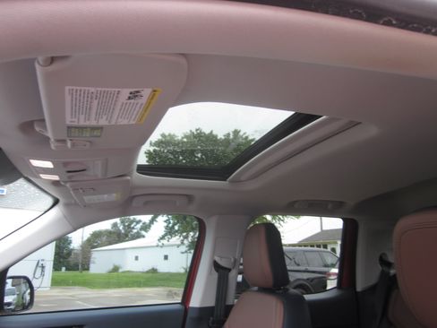 Used 2022 Ford Maverick Lariat w/ Lariat Luxury Package AWD/4WD image 15
