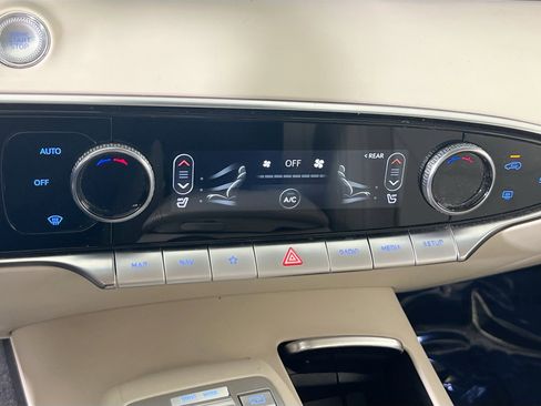 Used 2023 Genesis GV70 2.5T image 15