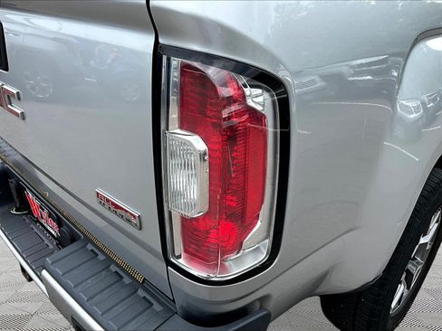 Used 2015 GMC Canyon SLE w/ All-Terrain Package AWD/4WD image 24