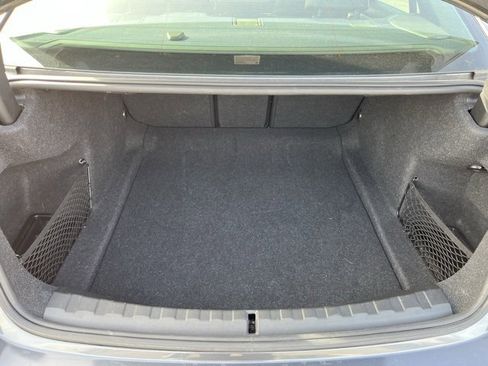 Used 2020 BMW 330i xDrive Sedan w/ Premium Package image 17