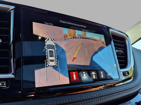 New 2026 Chrysler Pacifica Pinnacle image 6