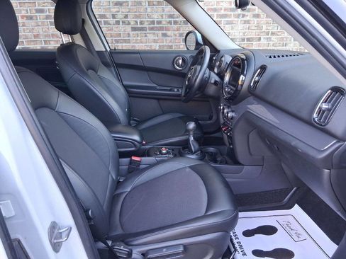 Used 2018 MINI Cooper Countryman FWD image 11