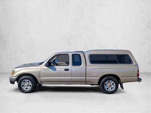Used 2002 Toyota Tacoma 2WD Xtracab image 10