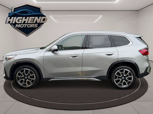 Used 2025 BMW X1 xDrive28i w/ Technology Package AWD/4WD image 3