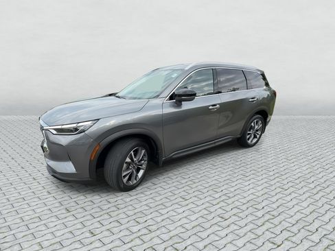 Certified 2023 INFINITI QX60 Luxe w/ Performance Audio Package AWD/4WD image 4