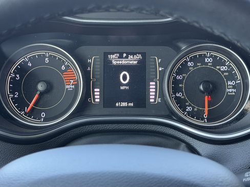 Used 2019 Jeep Cherokee Latitude Plus image 33