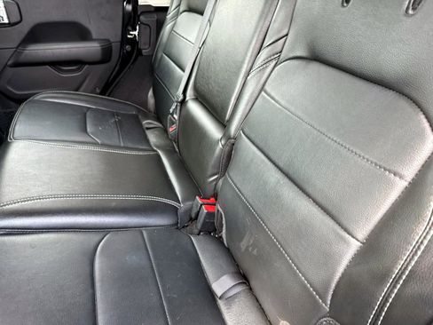 Used 2023 Jeep Wrangler Unlimited Sahara w/ Cold Weather Group image 7