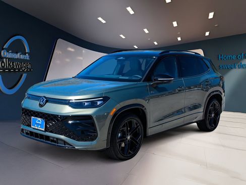 New 2026 Volkswagen Tiguan SE R-Line FWD image 8