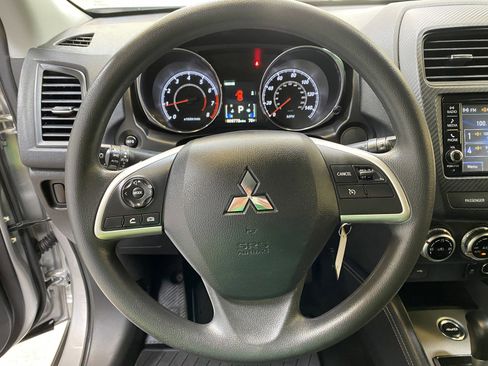 Used 2024 Mitsubishi Outlander Sport ES image 29