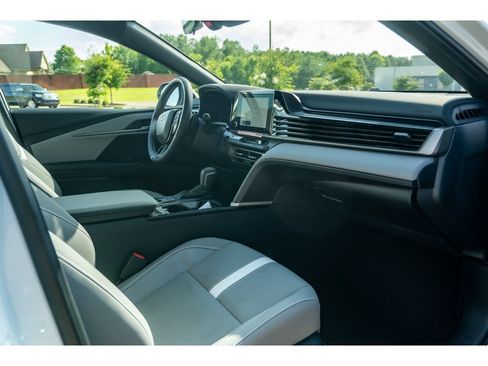 Used 2026 Toyota Camry SE FWD image 17