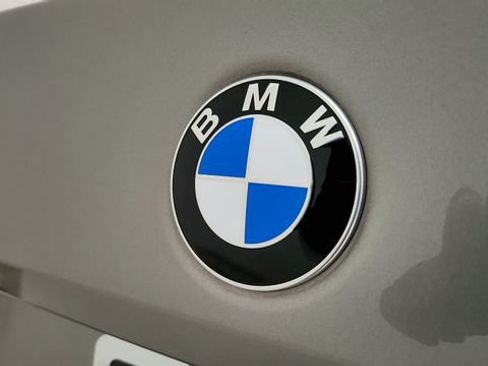 Used 2026 BMW 530i RWD image 33