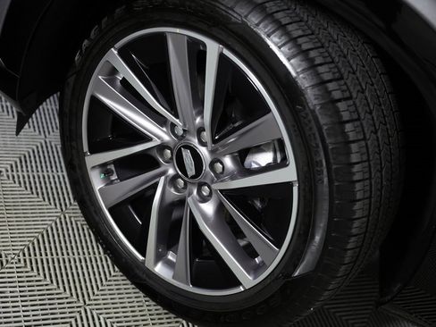 Used 2026 Cadillac Vistiq Sport image 44