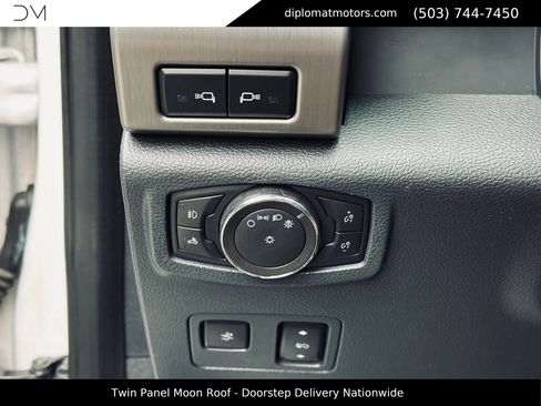 Used 2022 Ford F350 Platinum image 34