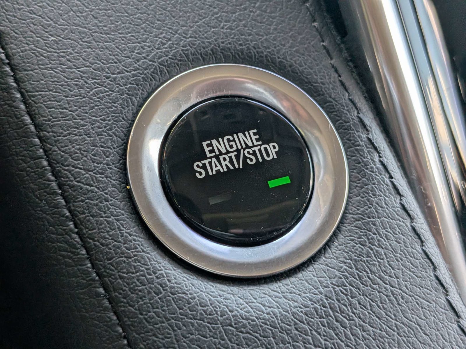 Used 2019 Cadillac Escalade Luxury AWD/4WD image 31