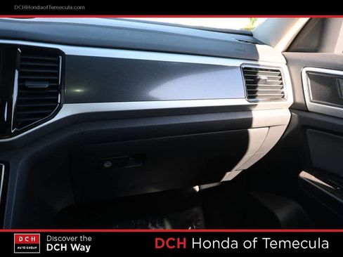 Used 2022 Volkswagen Atlas SEL R-Line AWD/4WD image 14
