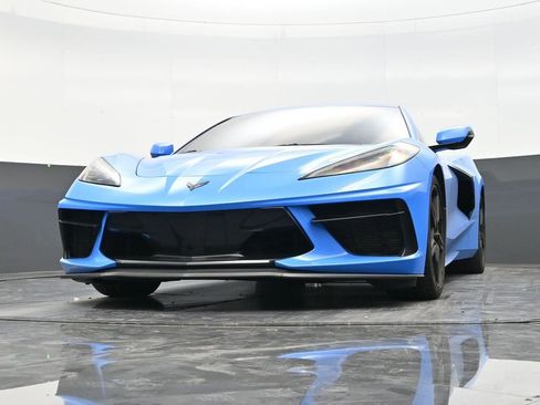 Used 2024 Chevrolet Corvette Stingray Convertible w/ Z51 Performance Package RWD image 27