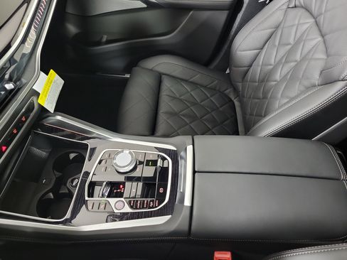New 2026 BMW X6 xDrive40i AWD/4WD image 23