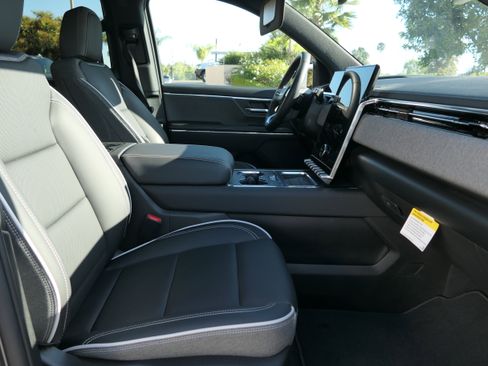 New 2026 GMC Sierra EV Elevation image 24