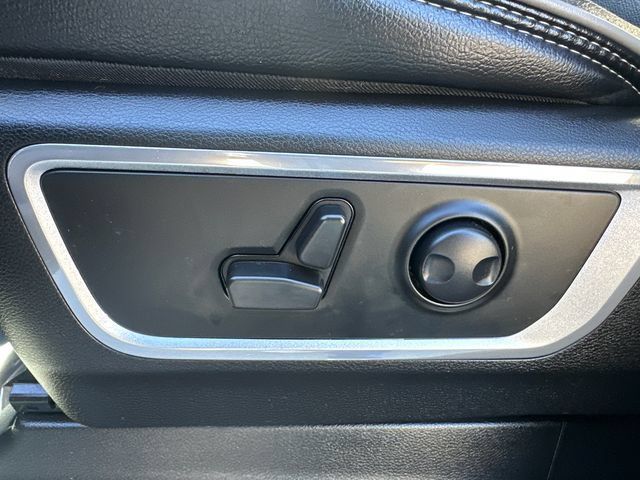 Used 2022 RAM 1500 Laramie AWD/4WD image 30