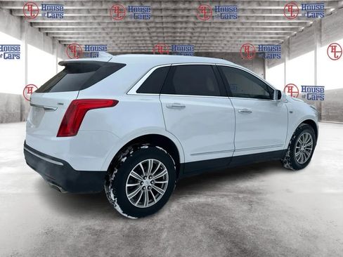 Used 2017 Cadillac XT5 Luxury image 5