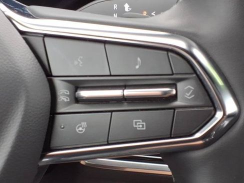Used 2026 Chevrolet Equinox LT AWD/4WD image 17
