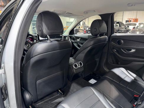 Used 2015 Mercedes-Benz C 300 Sedan image 11