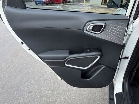 Certified 2023 Kia Soul S image 20
