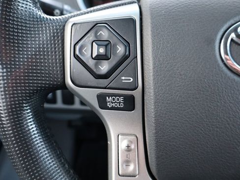 Used 2014 Toyota Tacoma PreRunner image 29