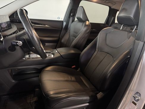 Used 2023 INFINITI QX60 Pure image 13