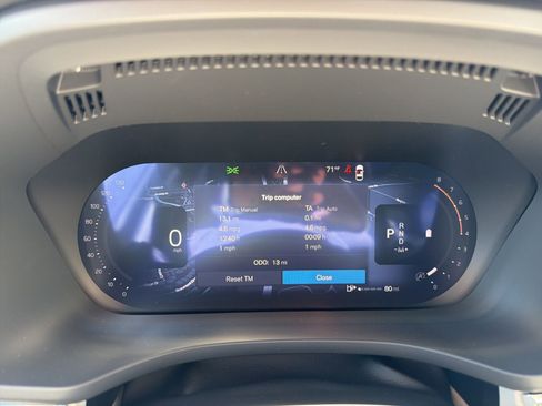 New 2026 Volvo XC60 B5 Ultra w/ Protection Package Premier AWD/4WD image 41