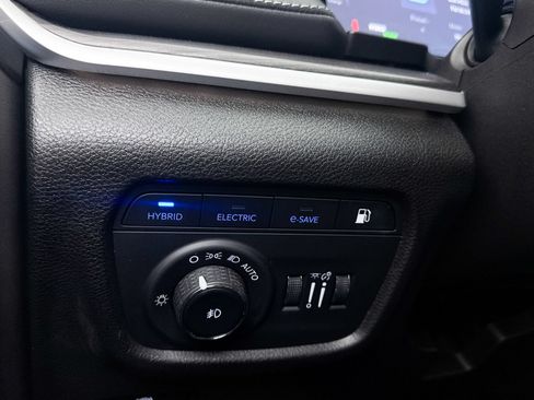 Used 2023 Jeep Grand Cherokee 4WD 4xe image 5
